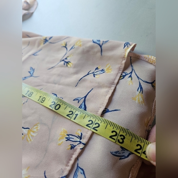 Atmosphere Women's Size 4 Pink Floral Top - Picture 7 of 7